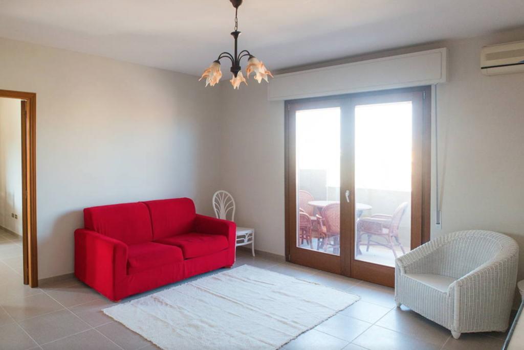 Apartamento Poetto Beach Quartu SantʼElena Exterior foto