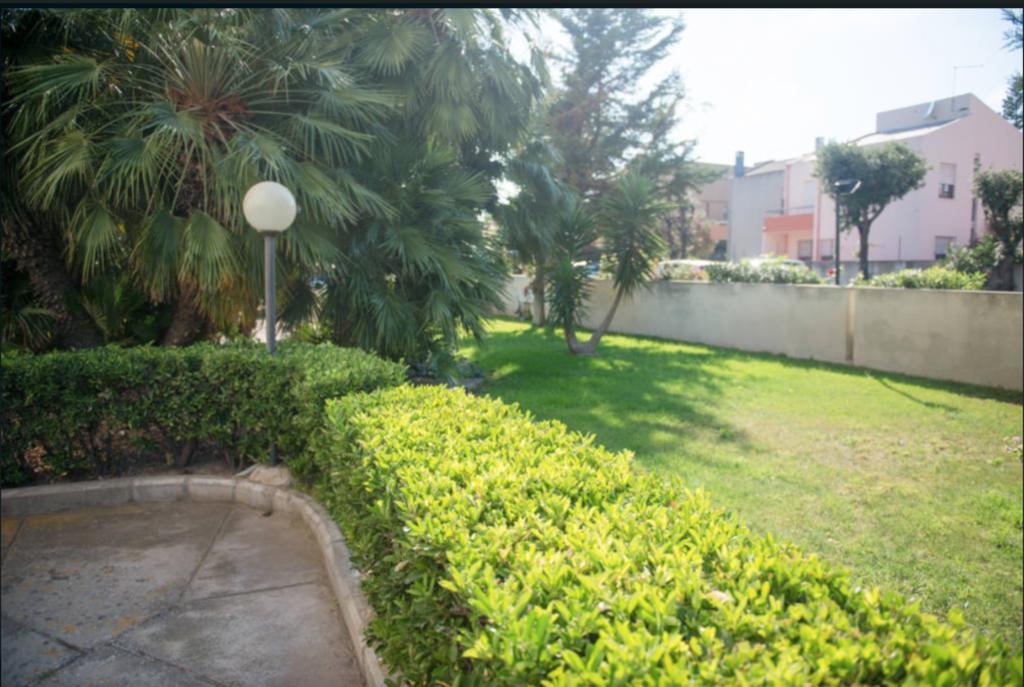 Apartamento Poetto Beach Quartu SantʼElena Exterior foto